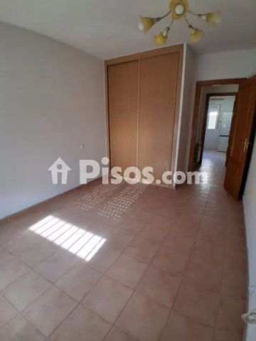 Casa pareada en alquiler en Calle de la Valencia, cerca de Calle de Alicante - Foto 3