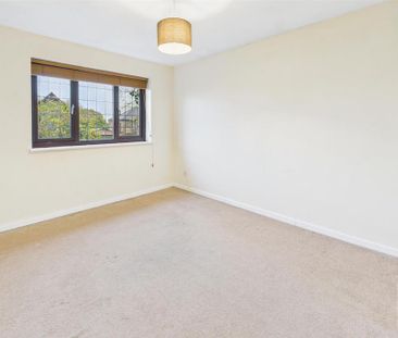 4 bedroom detached house to rent - Photo 6