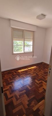 Apartamento com 3 quartos e 66m² para alugar em Teresópolis, Porto Alegre. - Photo 1