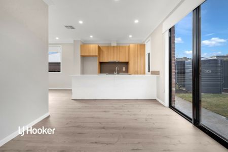 10/4 Kevin Road, Modbury SA, Belconnen - Photo 5