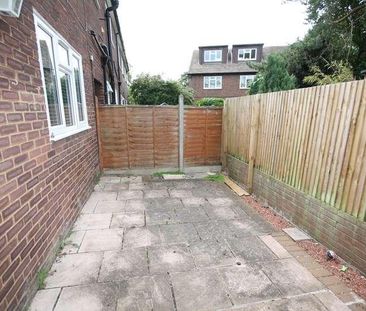 Pinewood Green, Iver, SL0 - Photo 6