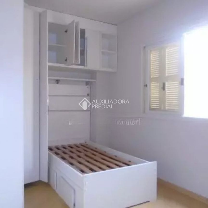 Casa em Condomínio com 2 quartos e 75m² para alugar em Glória, Porto Alegre. - Photo 1