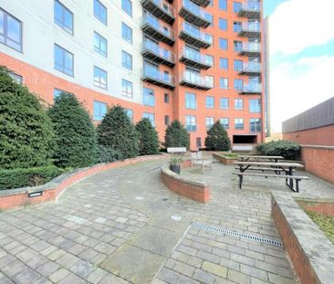 3 bedroom flat to rent - Photo 1