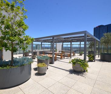 BEAUTIFUL TWO BEDROOM APARTMENT WITH STUNNING VIEWS!!!! - Photo 6