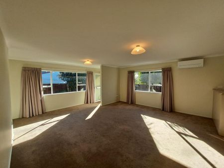 Two Bedroom in Fitzroy - Photo 2