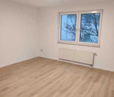 Ihr neues Zuhause – Stilvolle 3-Zimmer-Wohnung mit Balkon&Garage - Photo 3