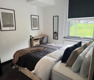 1 bedroom in a house share to rent - Photo 4