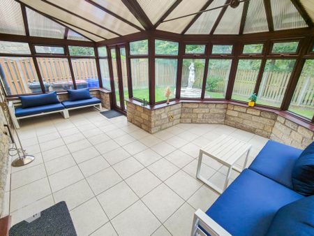 4 bedroom detached house to rent - Photo 3