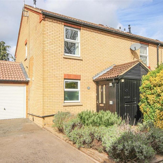 2 bedroom end of terrace house to rent - Photo 1