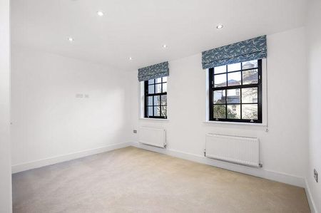 4 bedroom terraced house to rent - Photo 5
