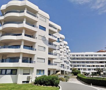 2 room luxury Apartment for rent in Cascais e Estoril, Portugal - Photo 2
