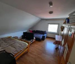 Gemütlichkeit und Zentrumsnähe vereint! - Moderne und helle Dachges... - Photo 1