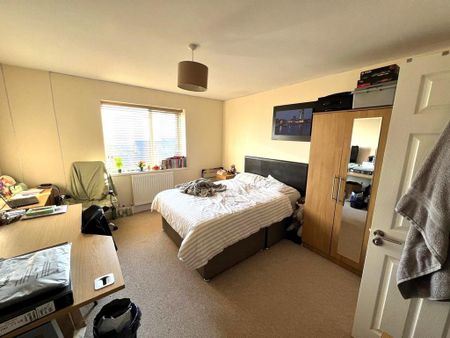 5 bedroom terraced house to rent - Photo 4