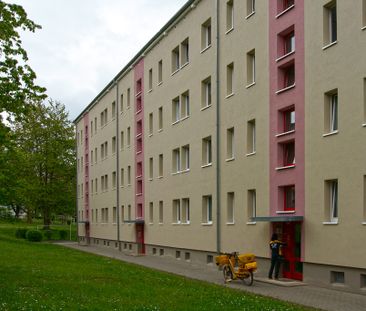 3-Raum-Wohnung mit Einbauküche im Grünen mit tollem Ausblick vom Ba... - Foto 2