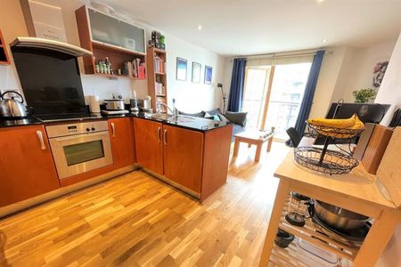 1 bedroom Flat To Let Total Size: 520 SQ FT - Photo 5