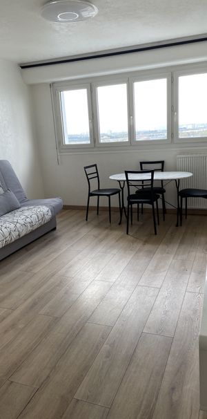 STUDIO MEUBLE 38 M² BONNEUIL SUR MARNE - Photo 1