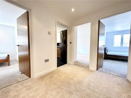 2 bedroom apartment to rent - Photo 3
