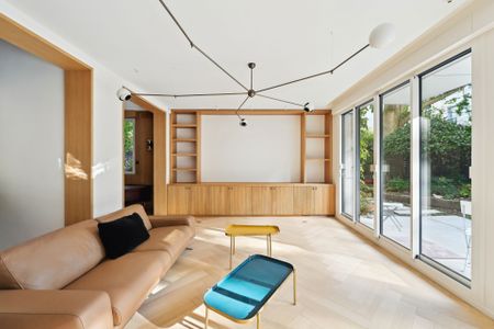 Location Duplex de luxe Neuilly-sur-Seine 6 Pièces 192 m² - Photo 2