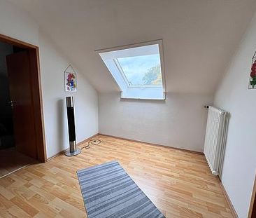 Viel Platz für die Familie, das Home-Office, die Großeltern ... - Foto 1