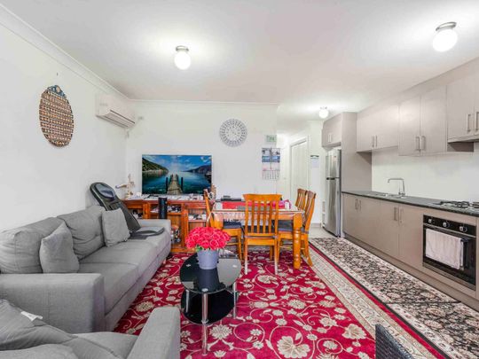 Well positioned granny flat....... - Photo 1