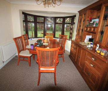 6 bedroom detached house to rent - Photo 4