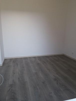 Location Appartement 2 pièces 33m² ROCHEFORT 17300 - Photo 1