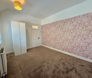 3 Bedroom Semi Detached To Let - Photo 6
