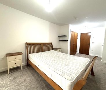 2 bedroom flat to rent - Photo 3