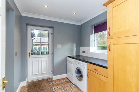 4 bedroom detached house to rent - Photo 4