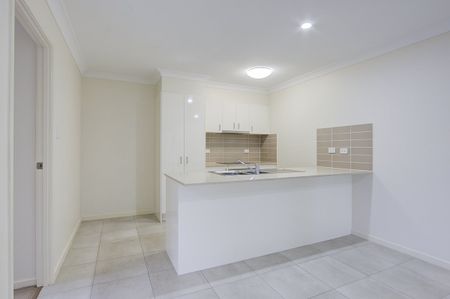Comfortable Modern Home in Pimpama! - Photo 4