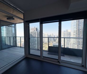 For Lease - 3 Concord Cityplace Way Unit# 4212, Toronto, Ontario - Photo 3