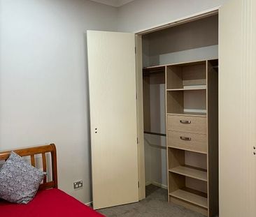 Available Now! 2-Bedroom Granny Flat! - Photo 6