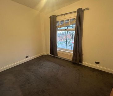 2 bedroom end of terrace house to rent - Photo 5