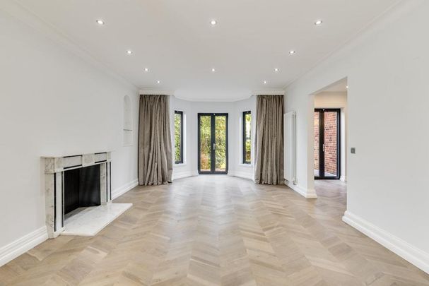 5 bedroom detached house to rent - Photo 1