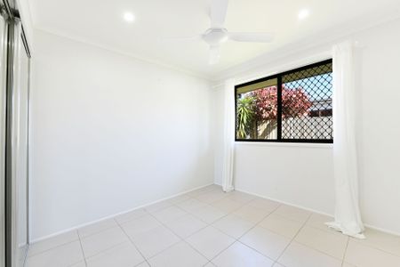 Duplex in Currimundi - Photo 5
