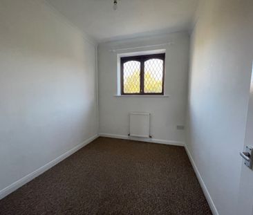 3 bedroom house to rent Ventnor Close, BN23 - Photo 6