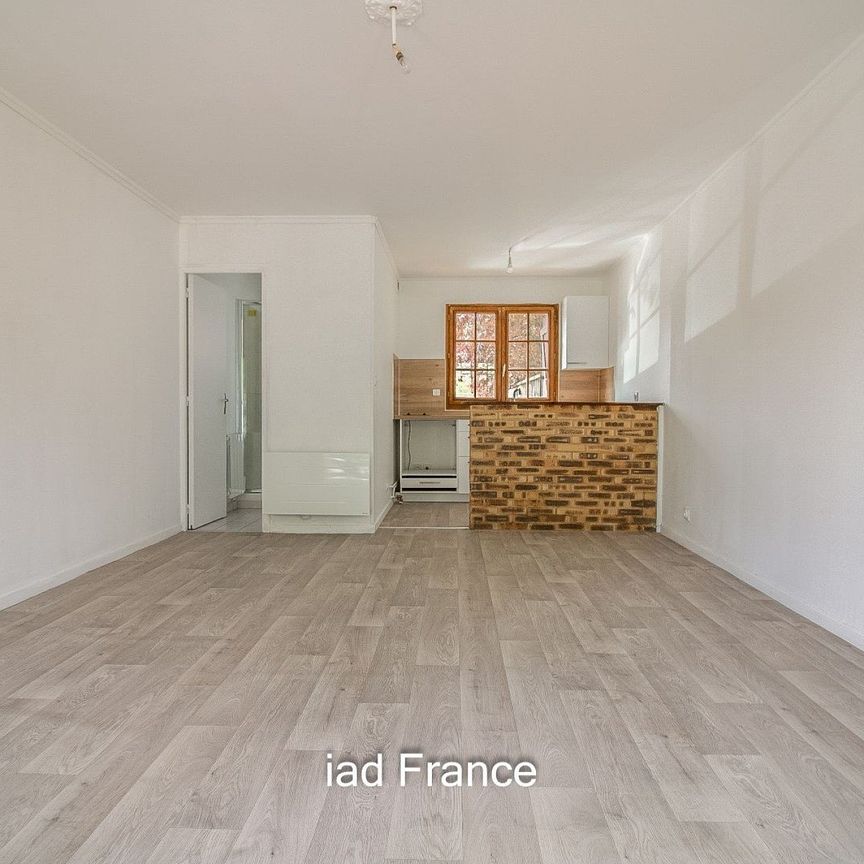Appartement 1 pièce de 28 m² à Flins-sur-Seine (78410) - Photo 1