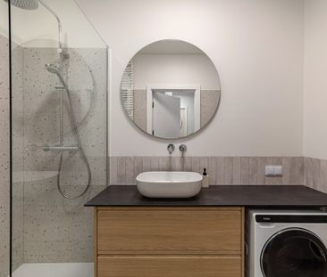 Świeżo wykończone/ Parking Podziemny /Klimatyzacja - Zdjęcie 1