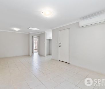 Beautiful 2 Bedroom Villa - Photo 2