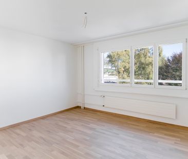 APPARTEMENT RENOVE AVEC BALCON ET ASCENSEUR - Photo 3