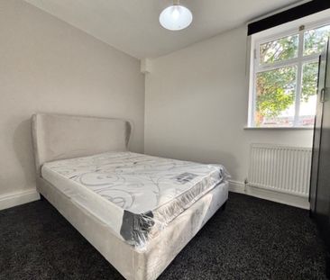 Crompton Court, Preston - Photo 3