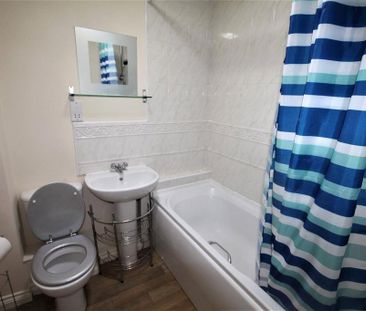 2 bedroom terraced house to rent - Photo 5