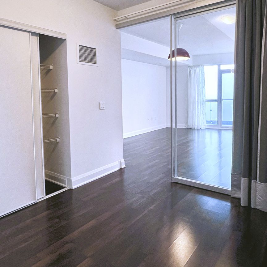 For Lease - 160 Vanderhoof Avenue Unit# 1516, Toronto, Ontario - Photo 1