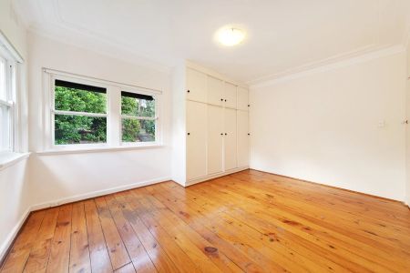 22 Henley Street, Lane Cove West. - Photo 3