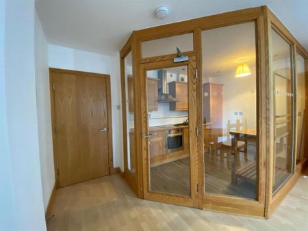 Studio to rent - Photo 5