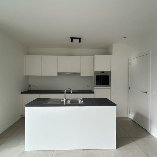 Appartement te huur - Photo 1