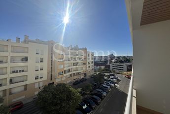 Apartamento T3 em Lisboa