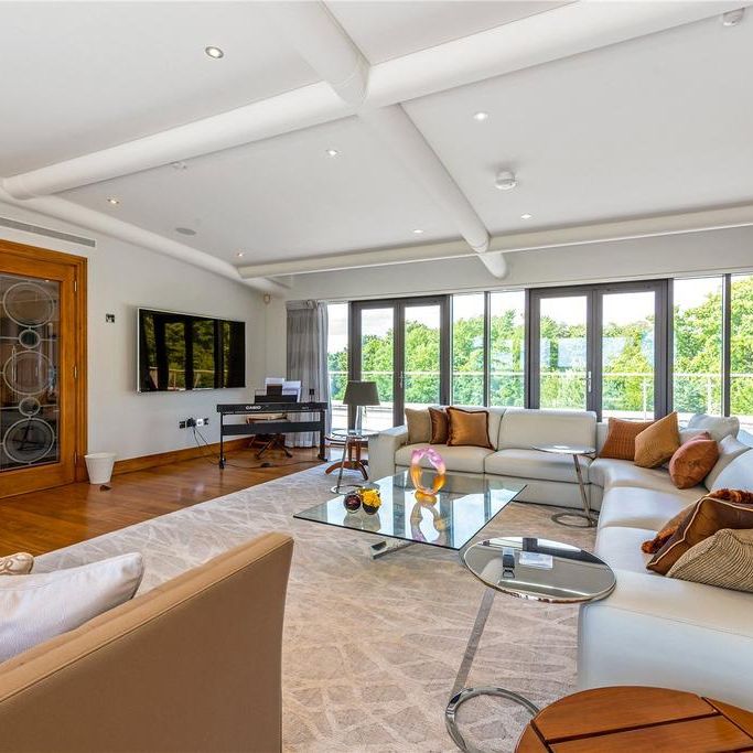 3 bedroom penthouse to rent - Photo 1