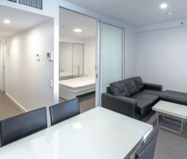 MODERN 2 BEDROOMS APARTMENT IN EXCEPTIONAL LIFESTYLE - Photo 3