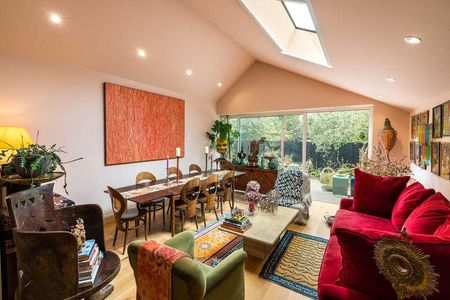 Oglander Road, London, SE15 - Photo 3